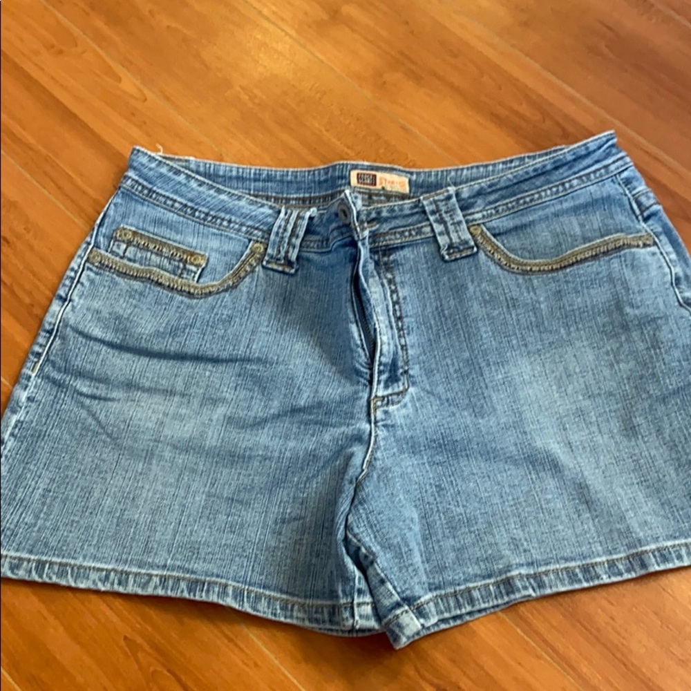 Faded glory shorts size 14